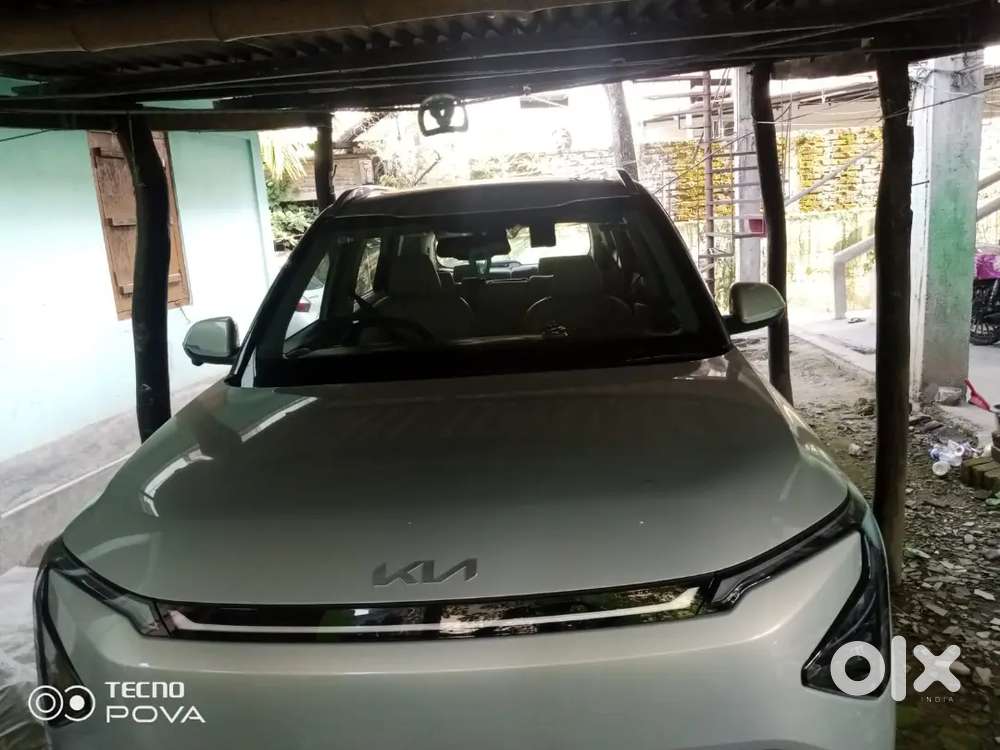 Kia Carens Clavis 2025