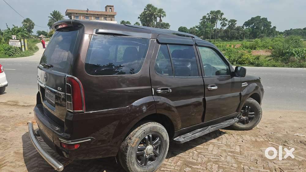 Tata Safari Storme, 2015