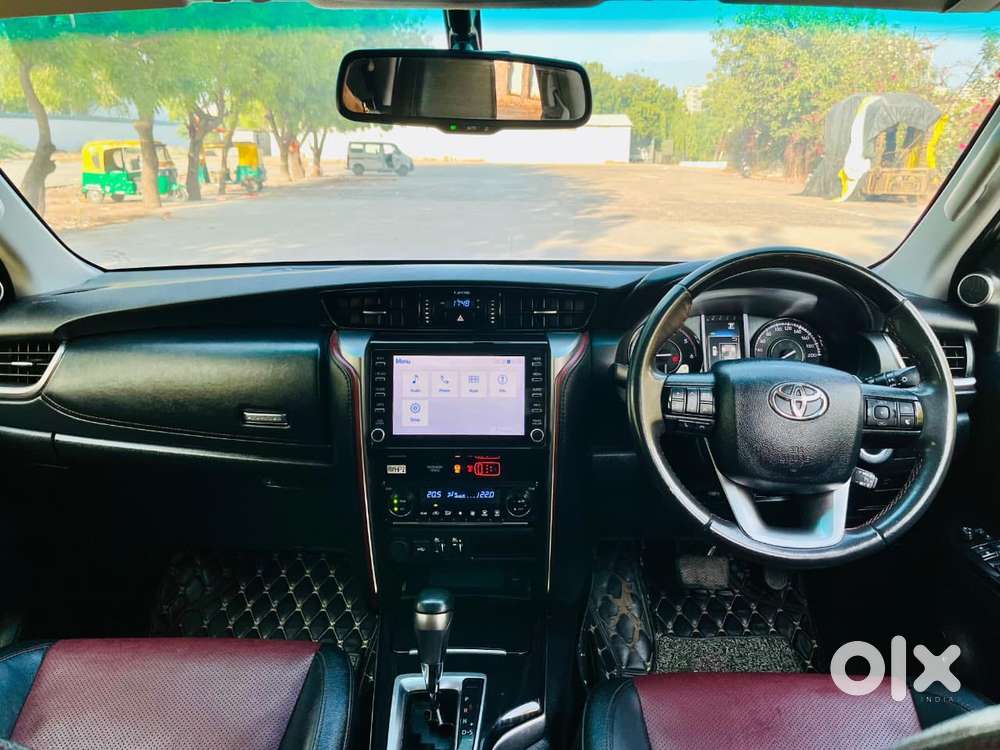 Toyota Fortuner Legender 4x2 At 2.8, 2024, Diesel