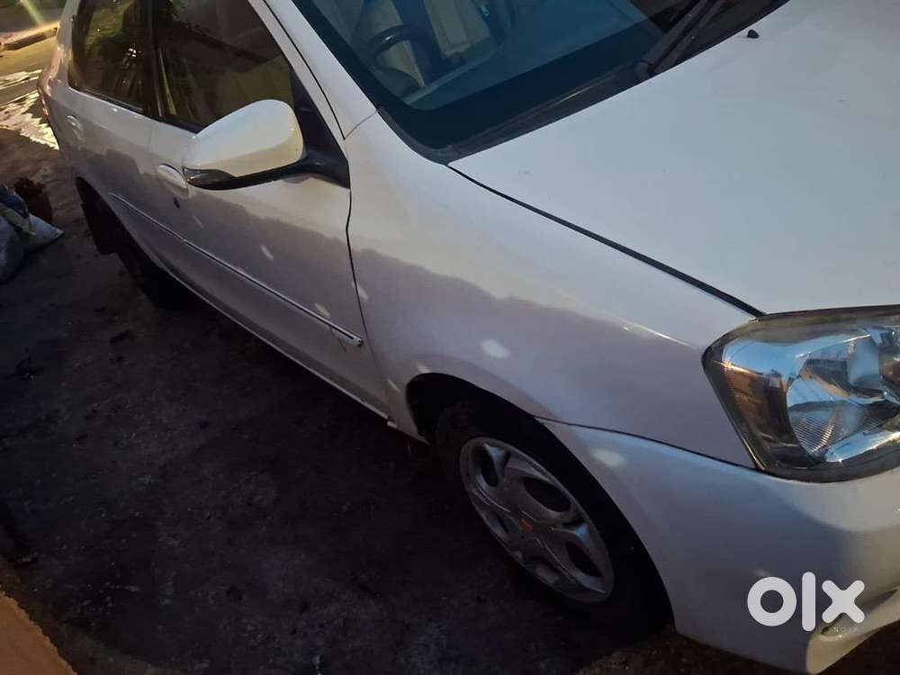 Toyota Etios 2016 Petrol Well Maintained