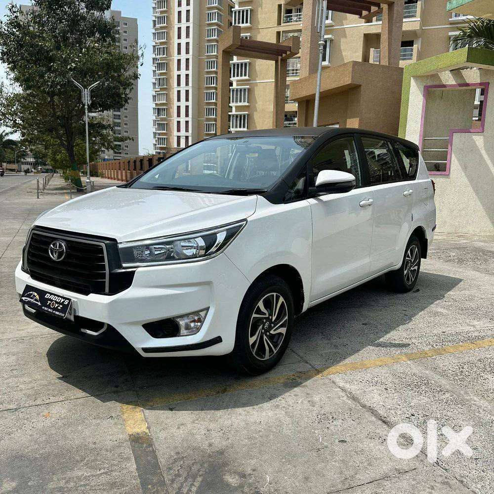 Toyota Innova Crysta 2.4 G Plus Mt 7 Str, 2023, Diesel