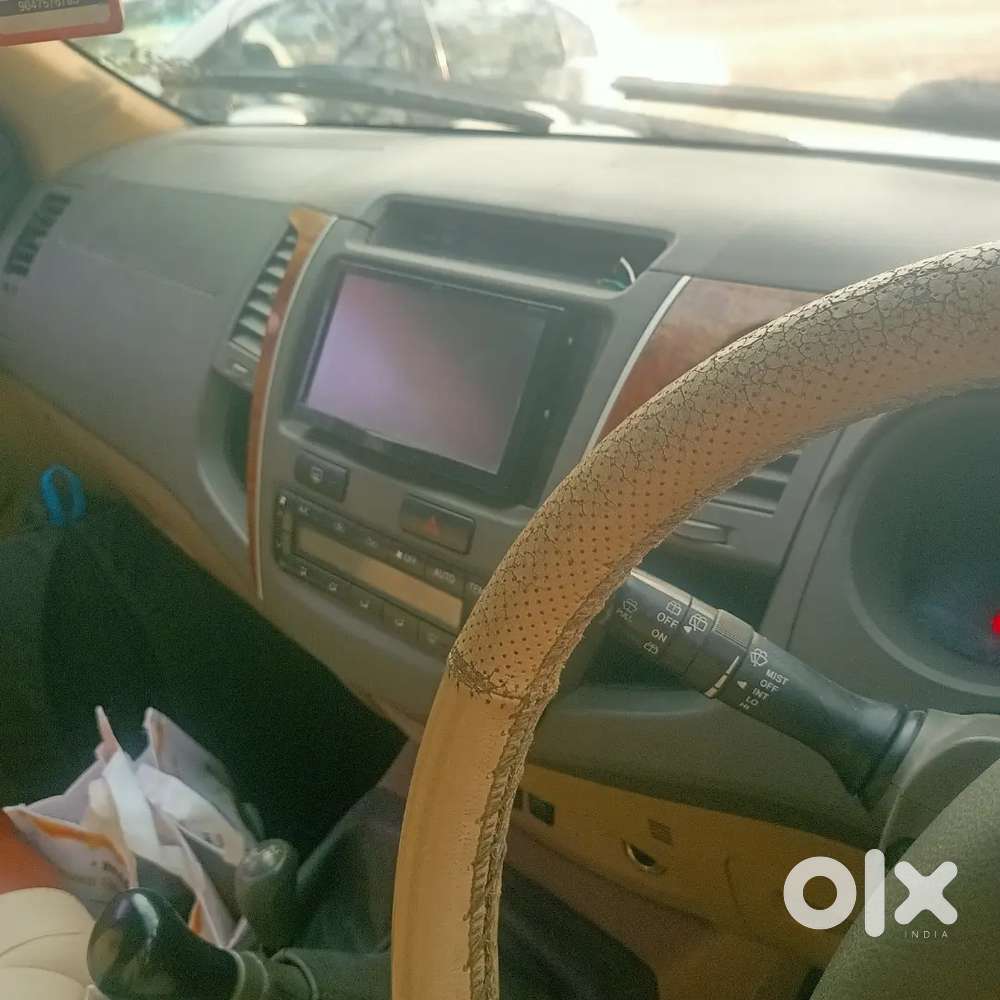 Toyota Fortuner Legender 2010