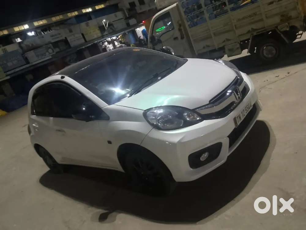 Honda Brio 1.2 V 2013