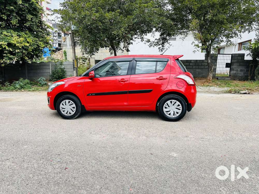 Maruti Suzuki Swift Vxi Abs Bsiv, 2017, Petrol