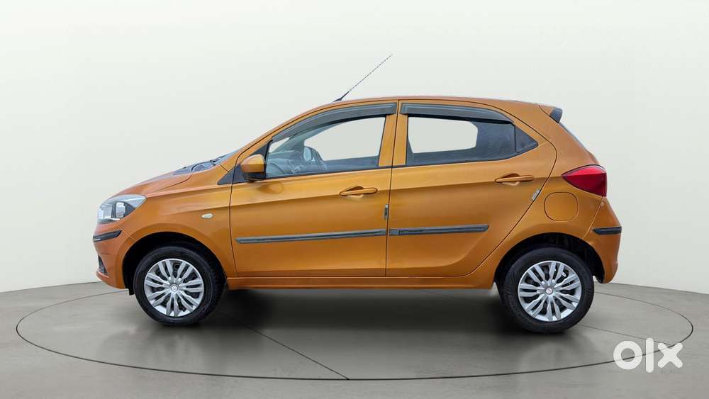 Tata Tiago 1.2 Revotron Xta, 2017, Petrol