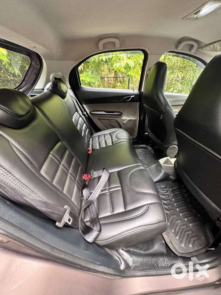 Tata Tiago Xe, 2019, Petrol