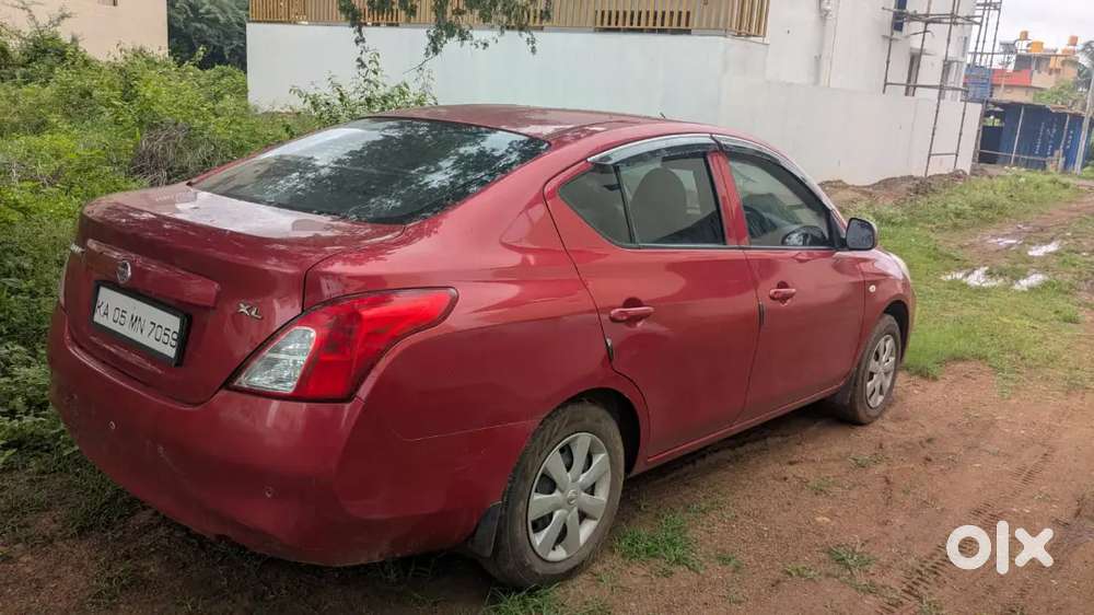 Nissan Sunny  For Sale