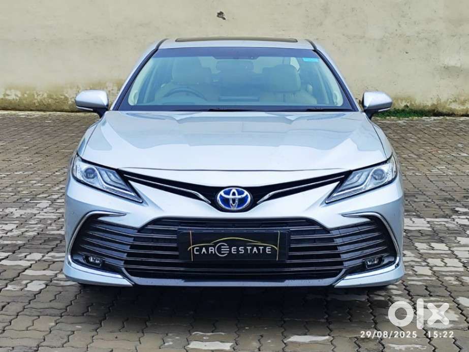 Toyota Camry 2.5 Hybrid, 2024, Cng & Hybrids