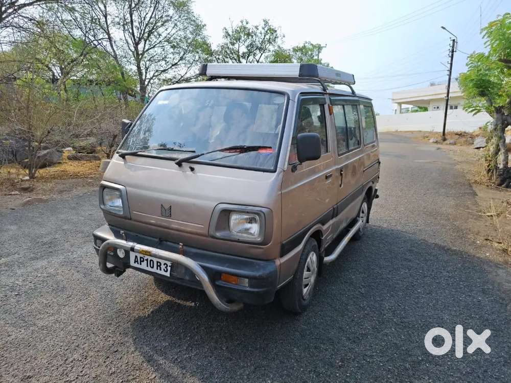 Omni 8 Seater