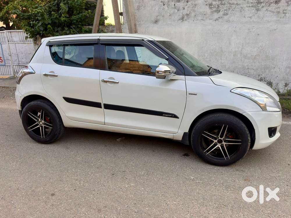 Maruti Suzuki Swift 2012 Diesel Well Maintained