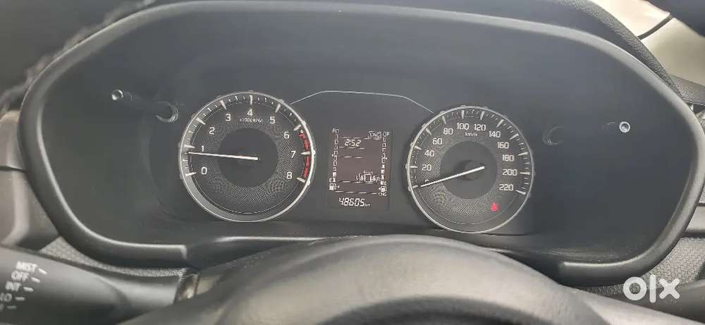 Maruti Brezza 1.5 Lxi 2024