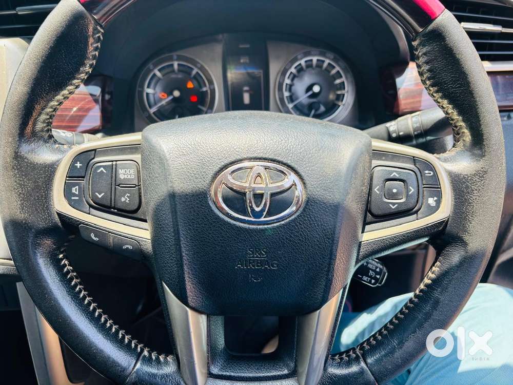 Toyota Innova Crysta 2.4 Z 7 Str, 2016, Diesel