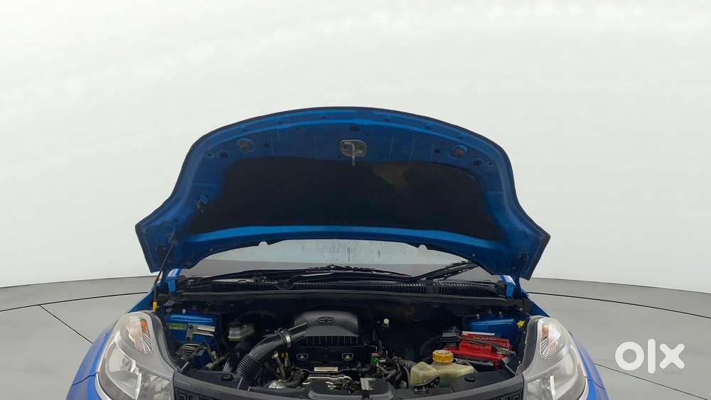 Tata Nexon 1.2 Revotron Xt, 2018, Petrol