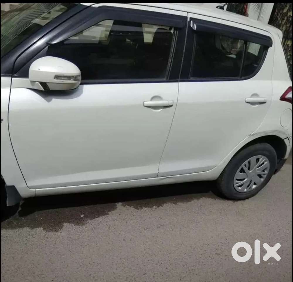 Maruti Suzuki Swift 1.2 2015 Vxi