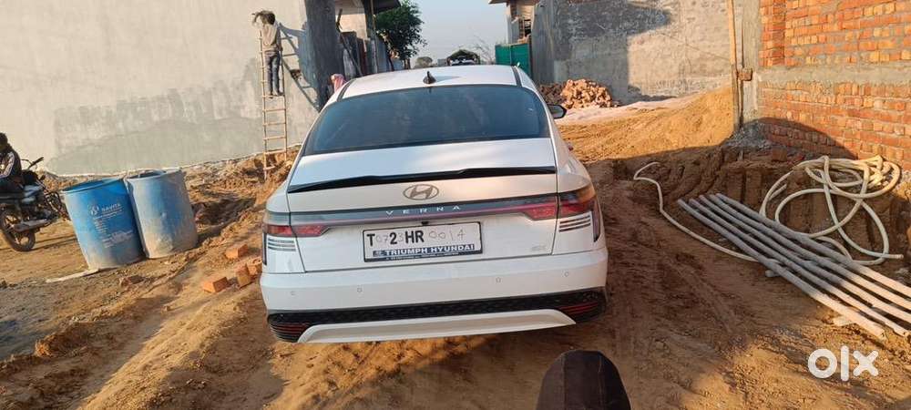 Hyundai Verna 2023 Petrol Well Maintained