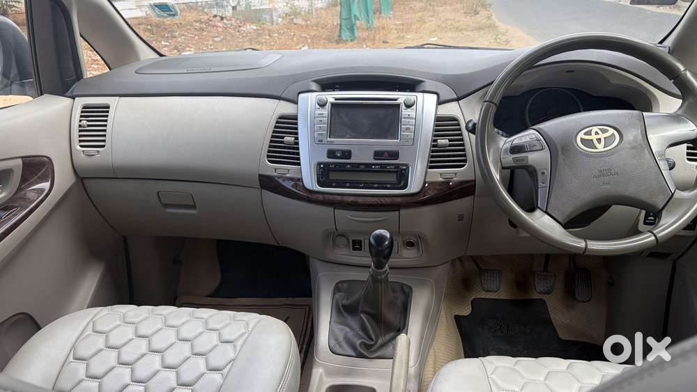 Toyota Innova 2.5 V 7 Str, 2013, Diesel