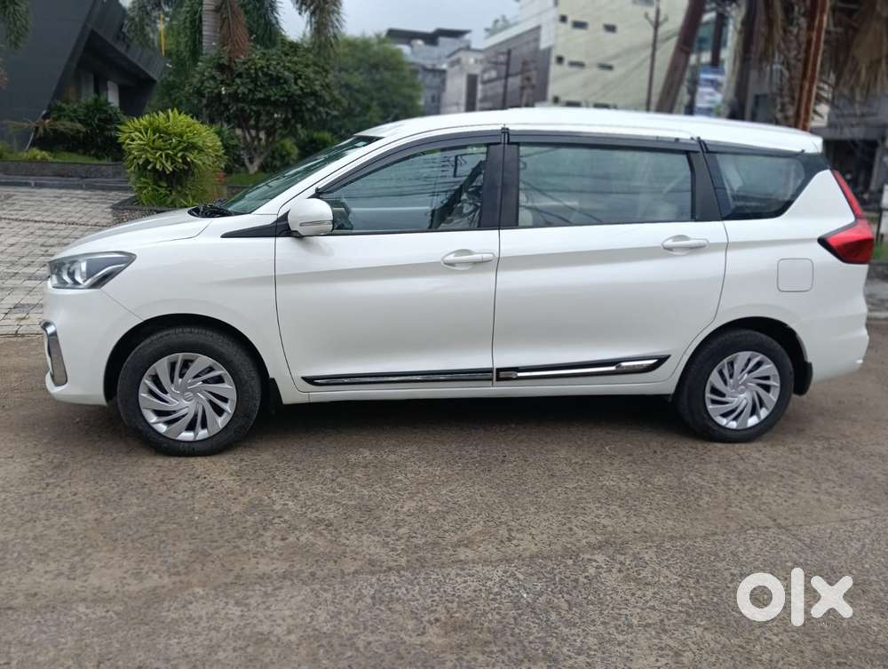 Maruti Suzuki Ertiga 1.5 Vxi, 2021, Petrol