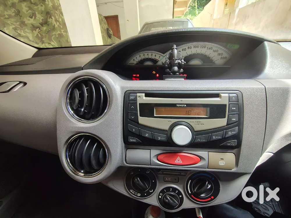 Toyota Etios Cross 2011