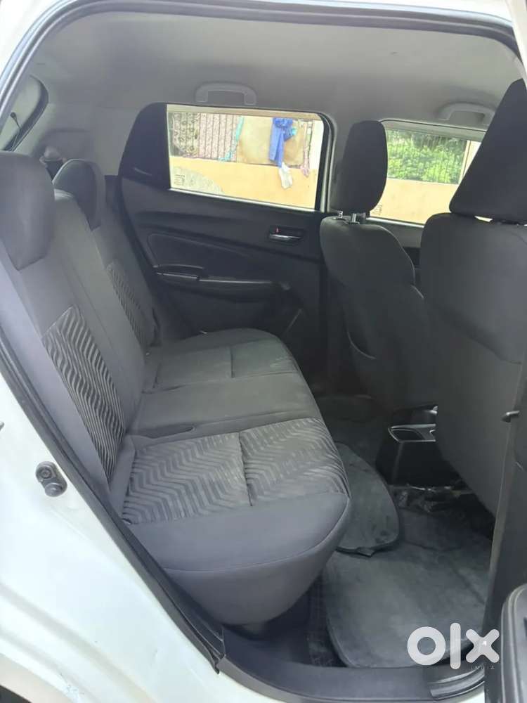Maruti Suzuki Swift Vxi, 2022, Petrol