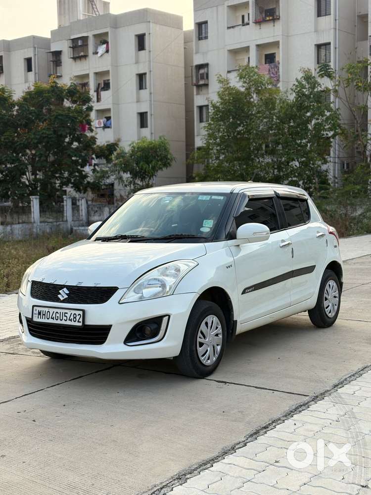 Maruti Suzuki Swift Vxi 1.2 Abs Bs-iv, 2015, Petrol