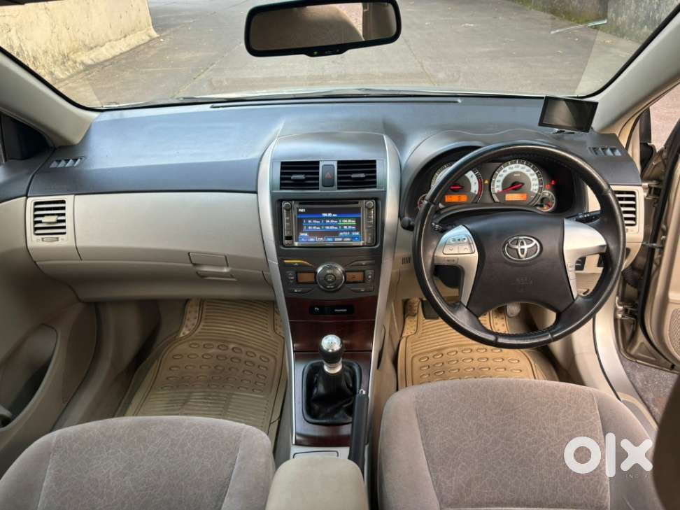 Toyota Corolla Altis G, 2012, Petrol
