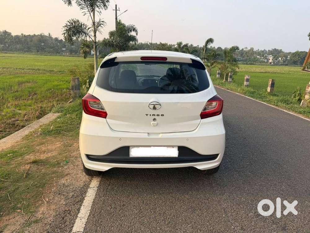 Tata Tiago 1.2 Revotron Xt (o), 2020, Petrol