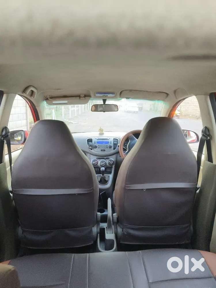 Hyundai I10 2011 (red)