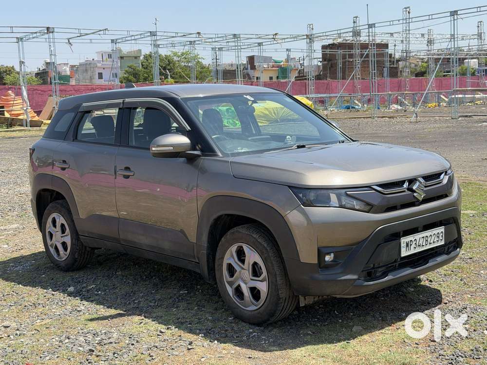 Maruti Suzuki Brezza 1.5 Vxi Smart Hybrid, 2023, Petrol