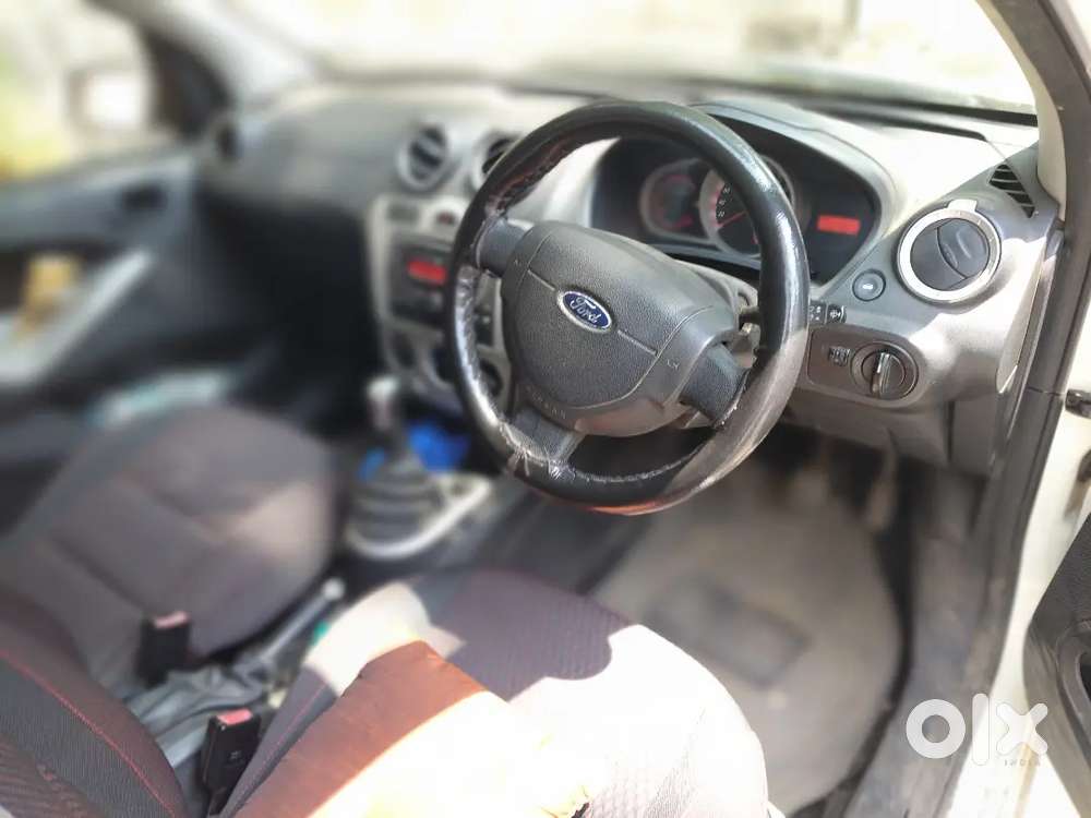 Ford Figo 2011 Diesel 137000 Km Driven