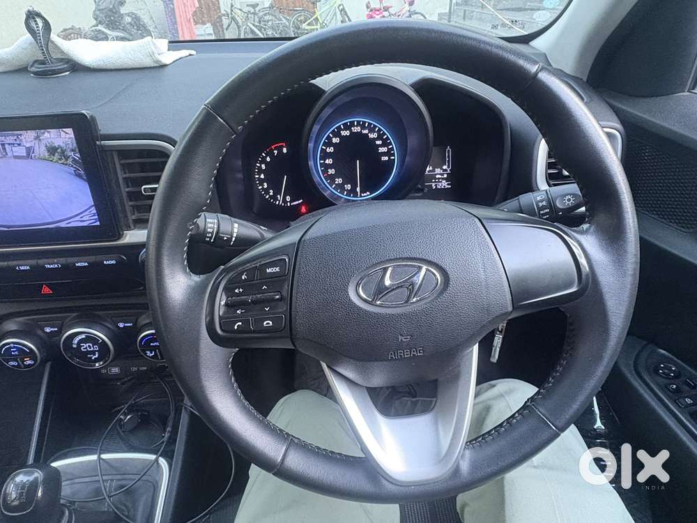 Hyundai Venue 1.2 S Plus, 2022, Petrol