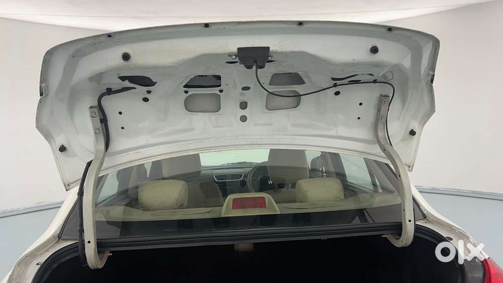 Maruti Suzuki Swift Dzire Vdi, 2013, Diesel