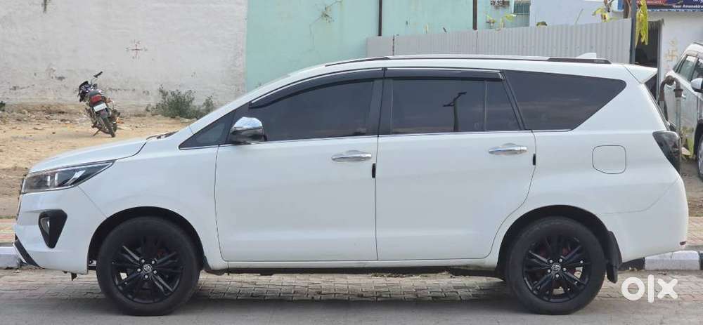 Toyota Innova Crysta 2.4 Z 7 Str, 2018, Diesel