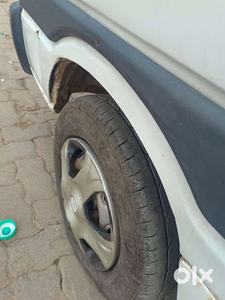 Maruti Suzuki Omni Petrol 2015