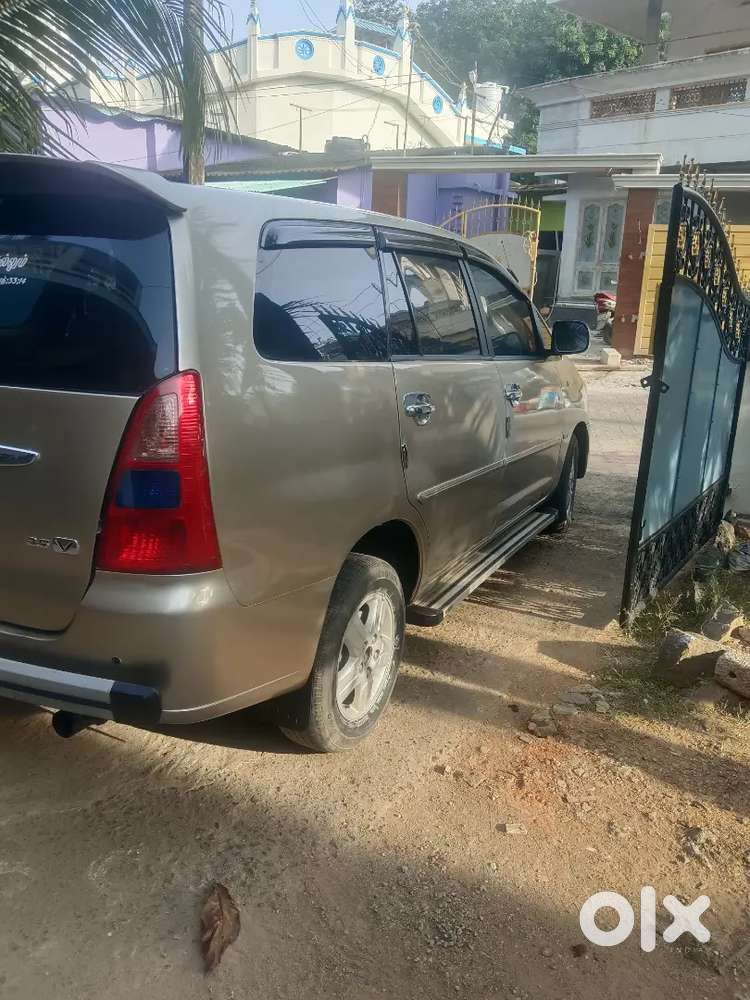 Toyota Innova 2.5 V 2008