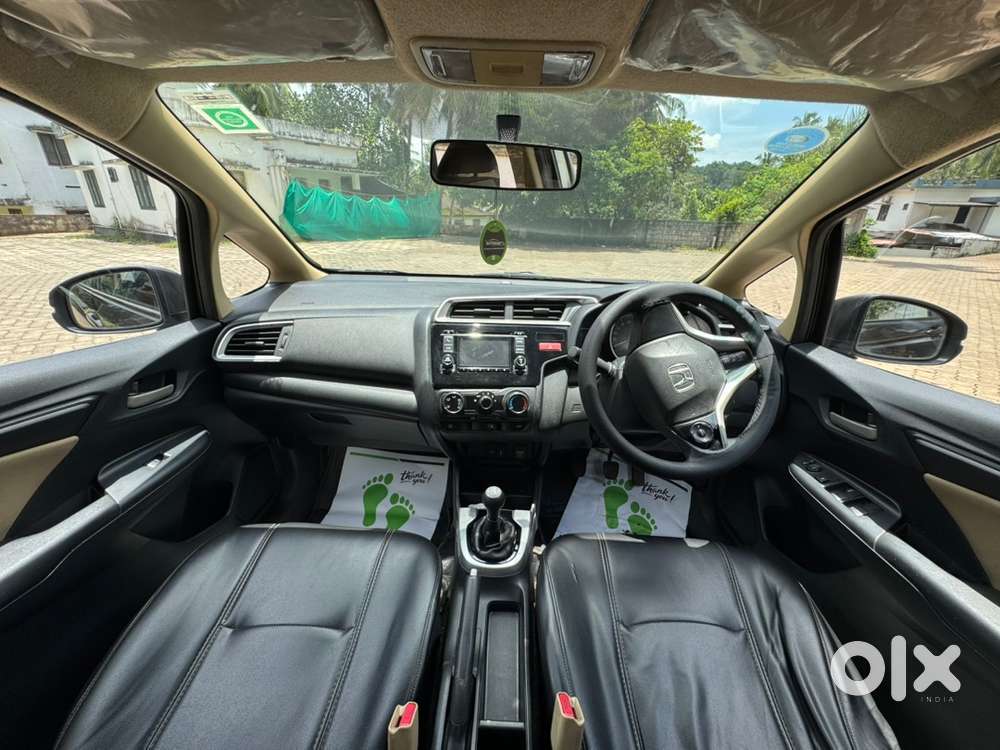 Low Kilometre Honda Jazz 2015