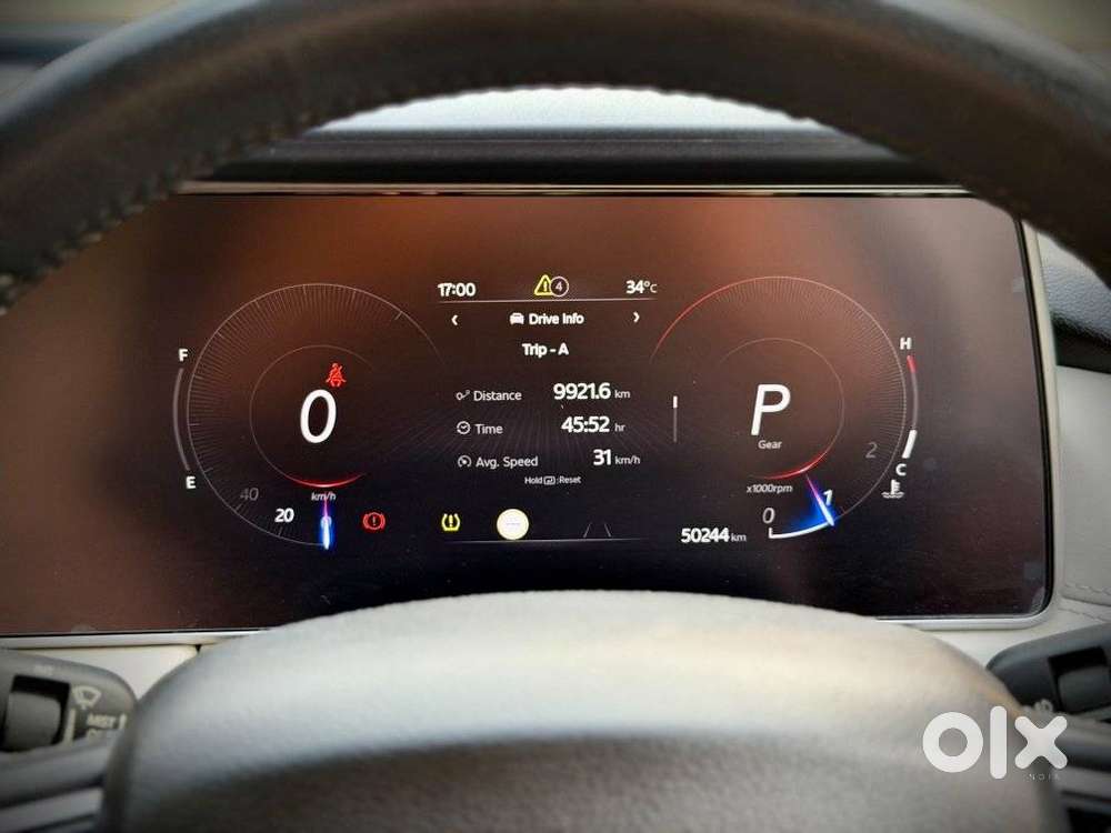 Mahindra Xuv700 2.0 Ax 7 Petrol At Str, 2023, Petrol