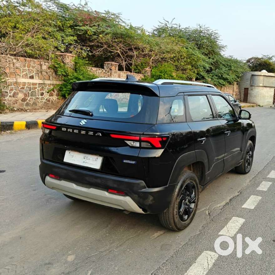 Maruti Suzuki Brezza 1.5 Zxi At Smart Hybrid, 2024, Petrol