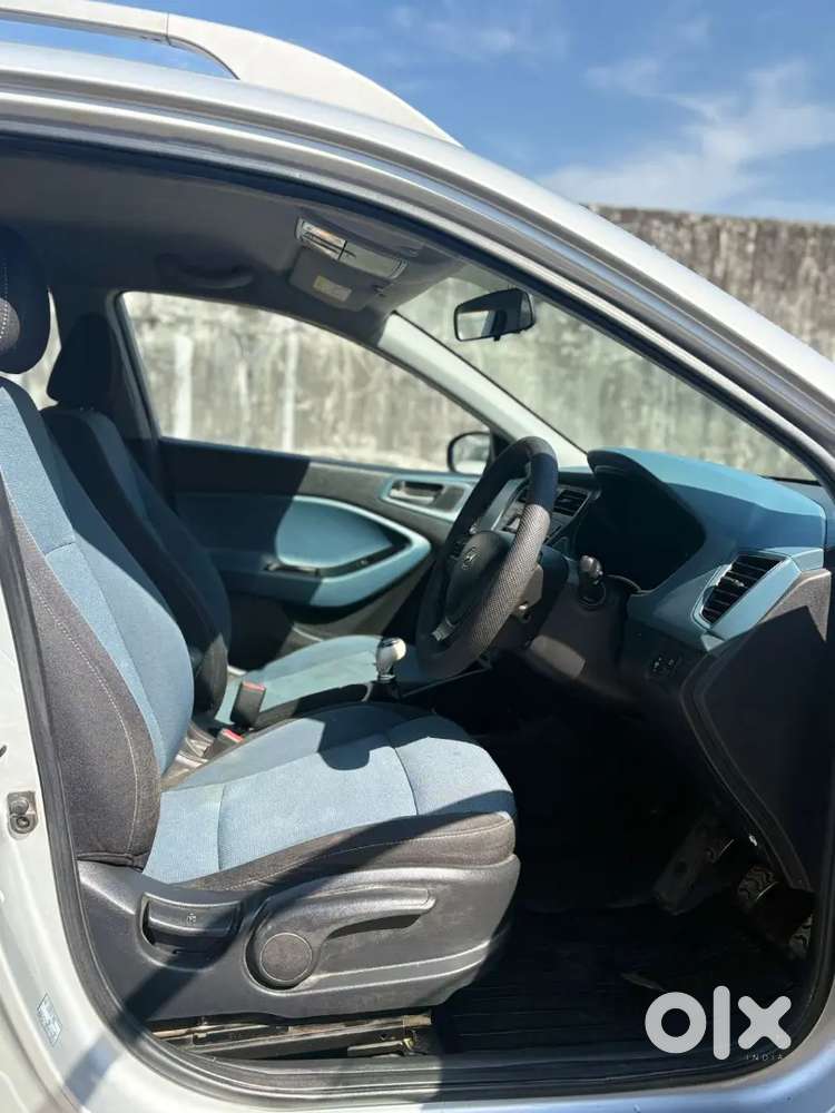 Hyundai I20 Active 2017 Petrol Well Maintained