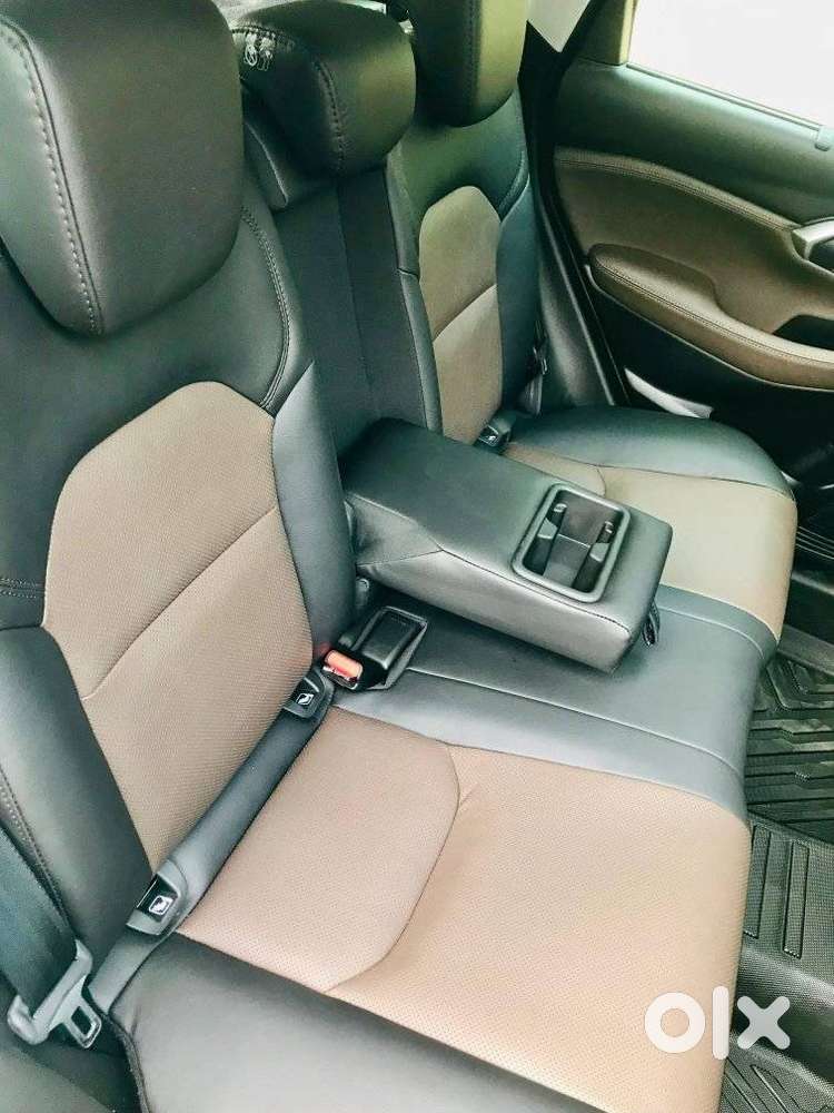 Toyota Urban Cruiser Hyryder 1.5 V Hybrid, 2025, Cng & Hybrids