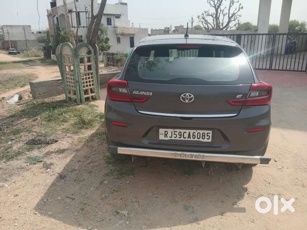 Glanza 100% Showroom Condition