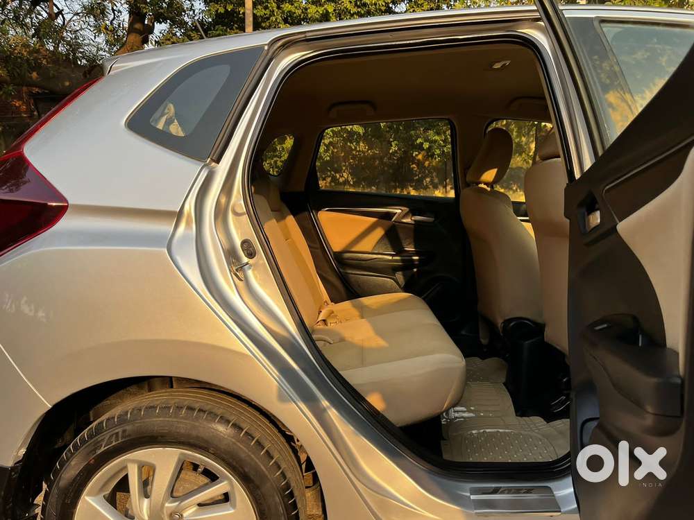 Honda Jazz V Automatic, 2015, Petrol