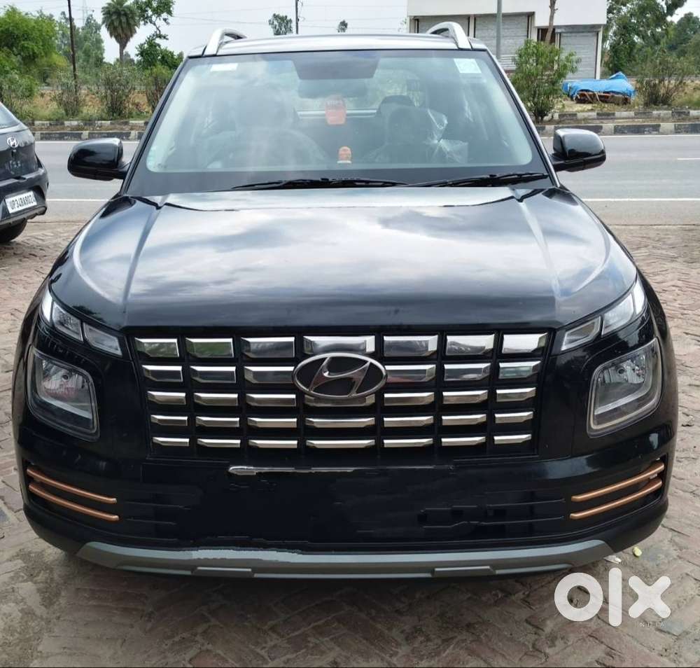 Model 28 March 2023 New Brand Hyundai Venue Car