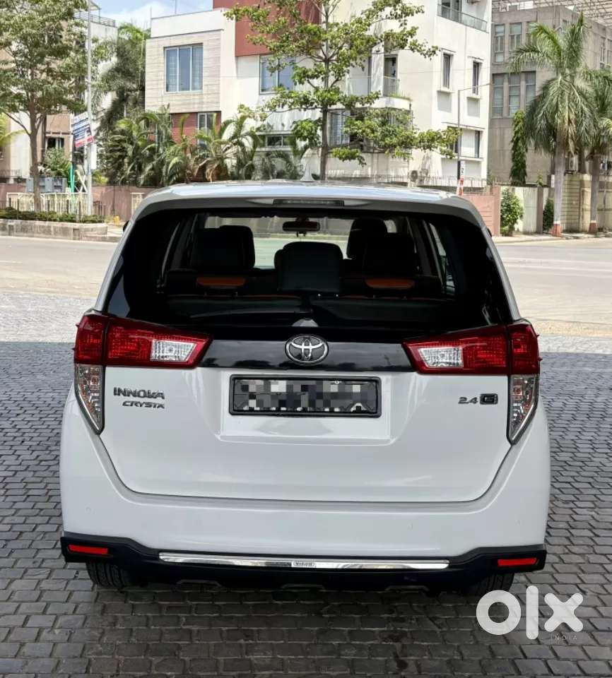 Toyota Innova Crysta G 8 Str, 2022, Diesel