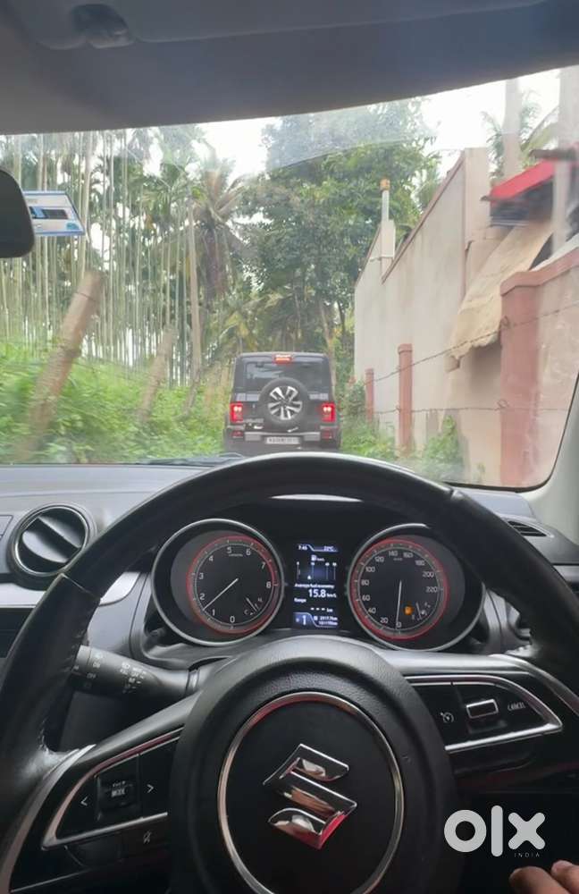 Maruti Suzuki Swift 2023 Petrol Well Maintained