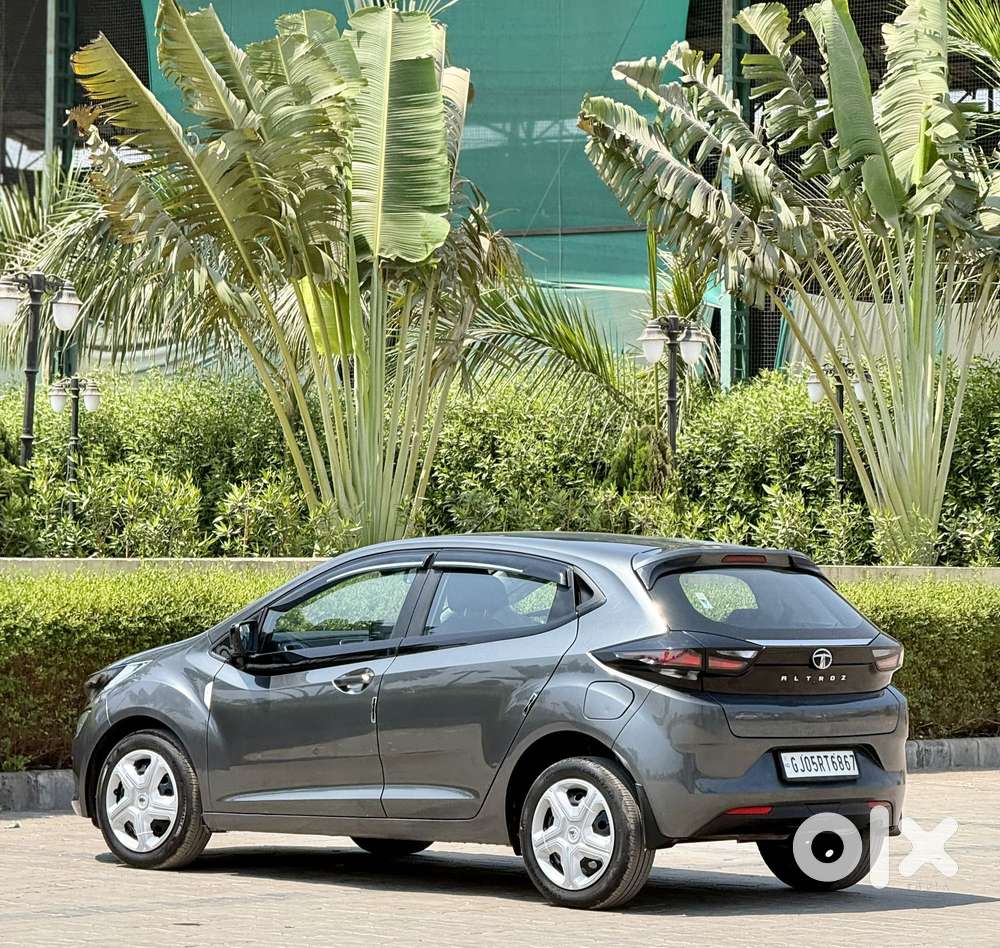 Tata Altroz 1.2 Xt, 2023, Petrol