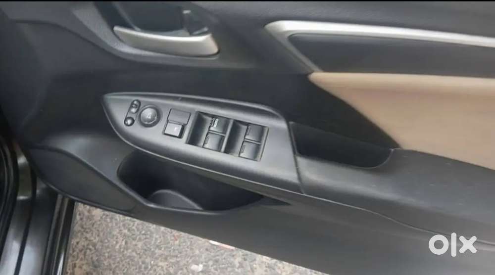Honda Jazz Cvt Vx Automatic 2018 October