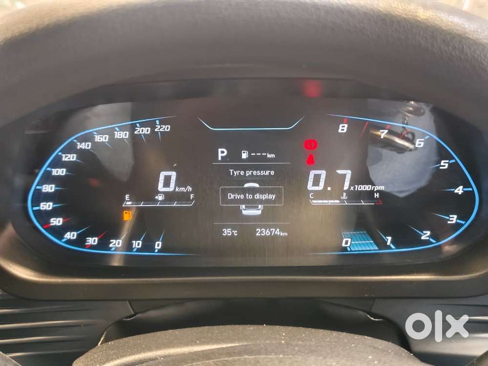 Hyundai I20 Sportz 1.2 Ivt, 2023, Petrol