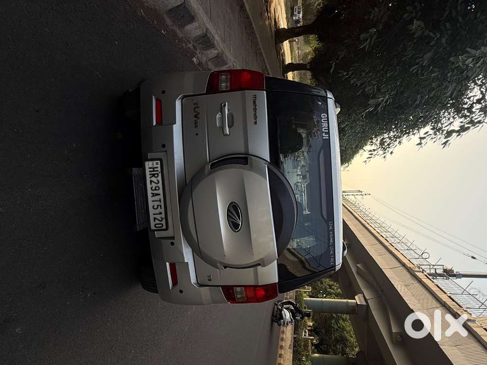 Mahindra Tuv300 T8