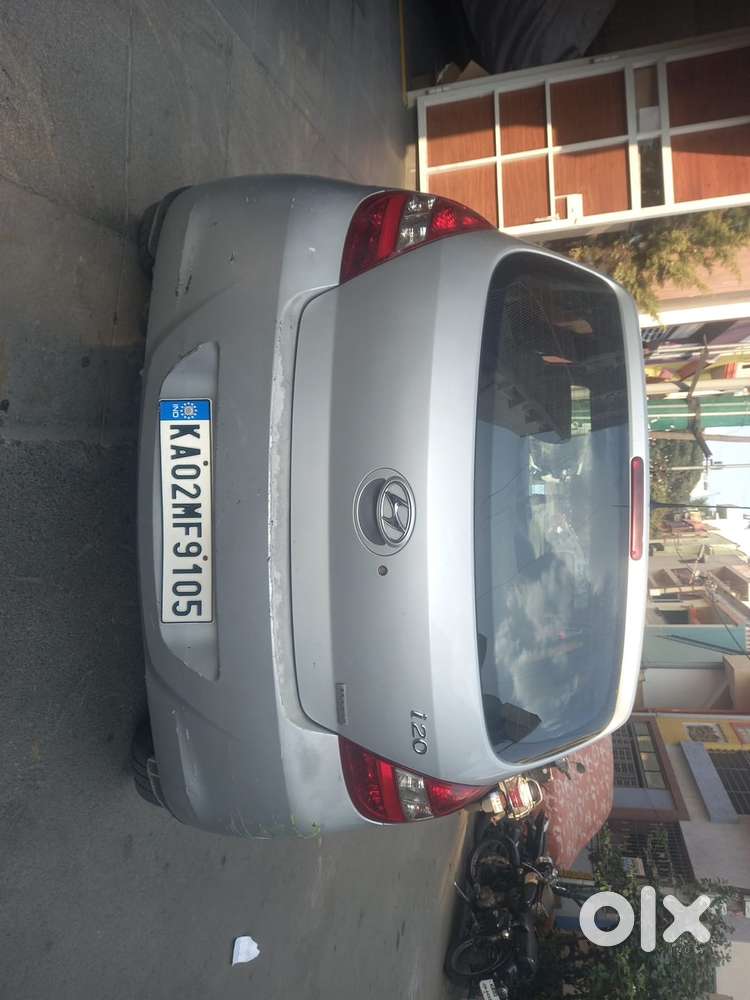 Hyundai I20 Magna 1.2 Mt, 2011, Petrol