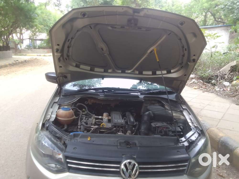 Volkswagen Vento 1.2 Tsi Highline Plus At, 2014, Petrol